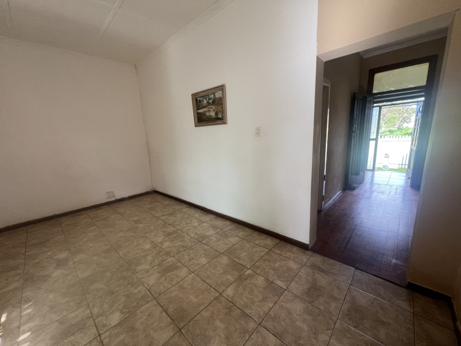 5 Bedroom Property for Sale in Cambridge West Eastern Cape